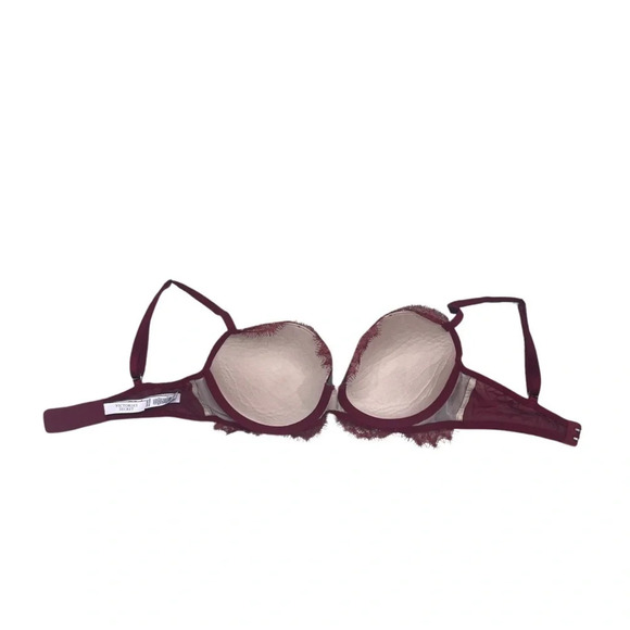 Victorias Secret  Red / Nude Lace Very Sexy
Push Up Bra 32D - Picture 3 of 5